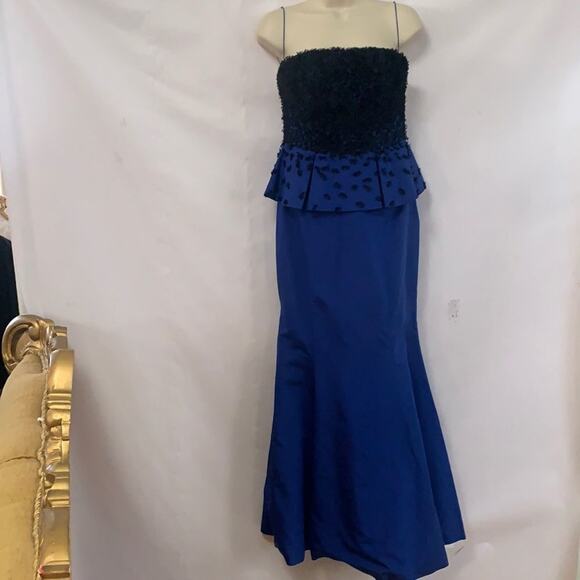 JASON WU RESORT 2010 STUNNING STRAPLESS 100%‎ SILK GOWN SIZE 2 - Picture 1 of 11